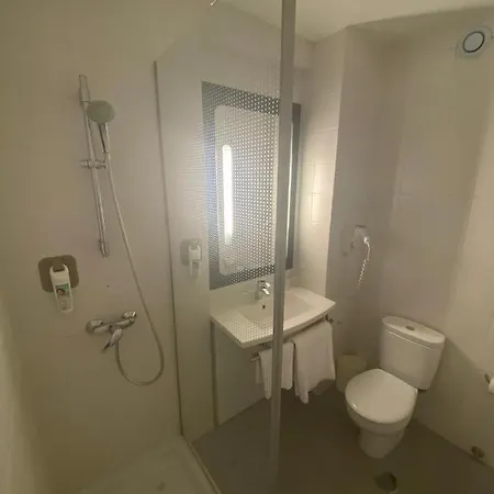 Hotel Ibis 2*