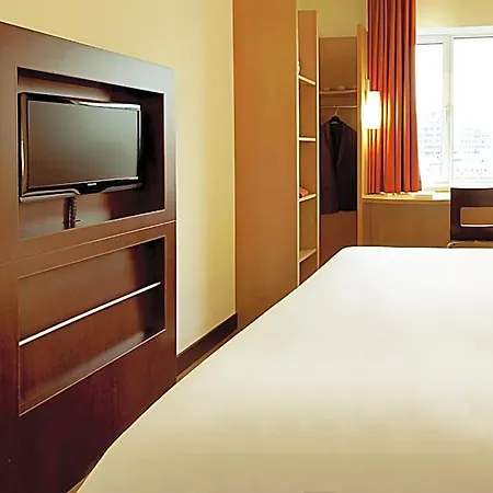 Ibis Hotel