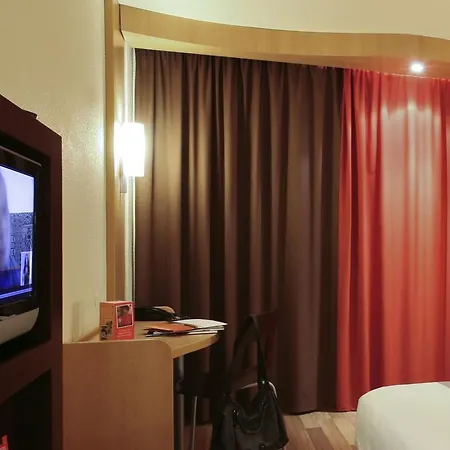 Hotel Ibis 2*